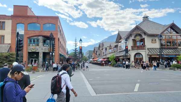 GetYourGuide, Banff Downtown